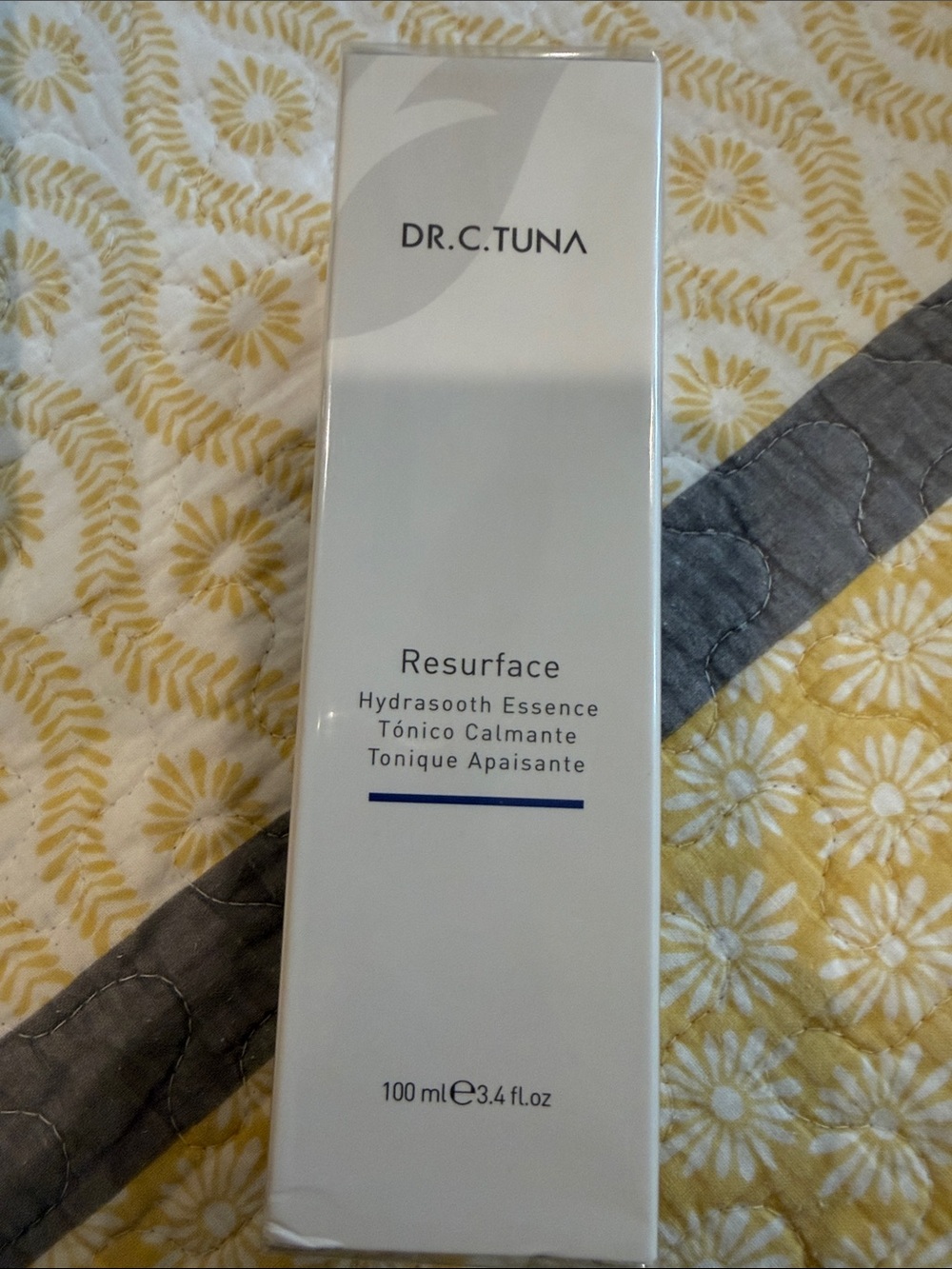 Resurface Hydrasooth Essence